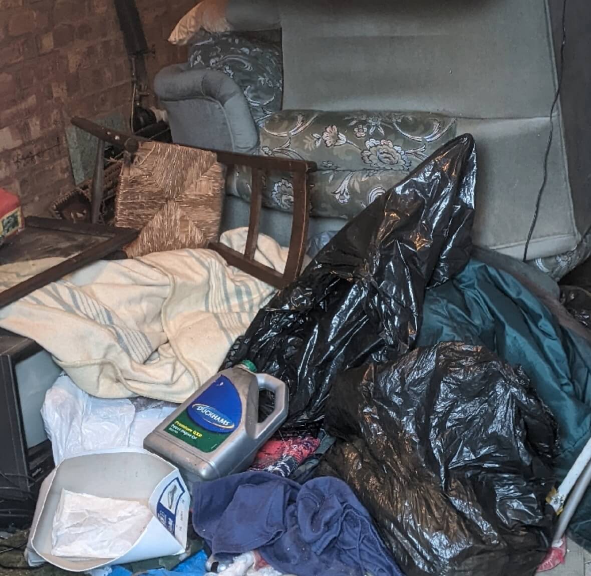 cleansweep-walmsley1 Clearing Out Old Books In a Walmley house